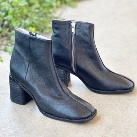 Intentionally Blank Shoes - Intentionally Blank Hinge 2 Black Leather Booties